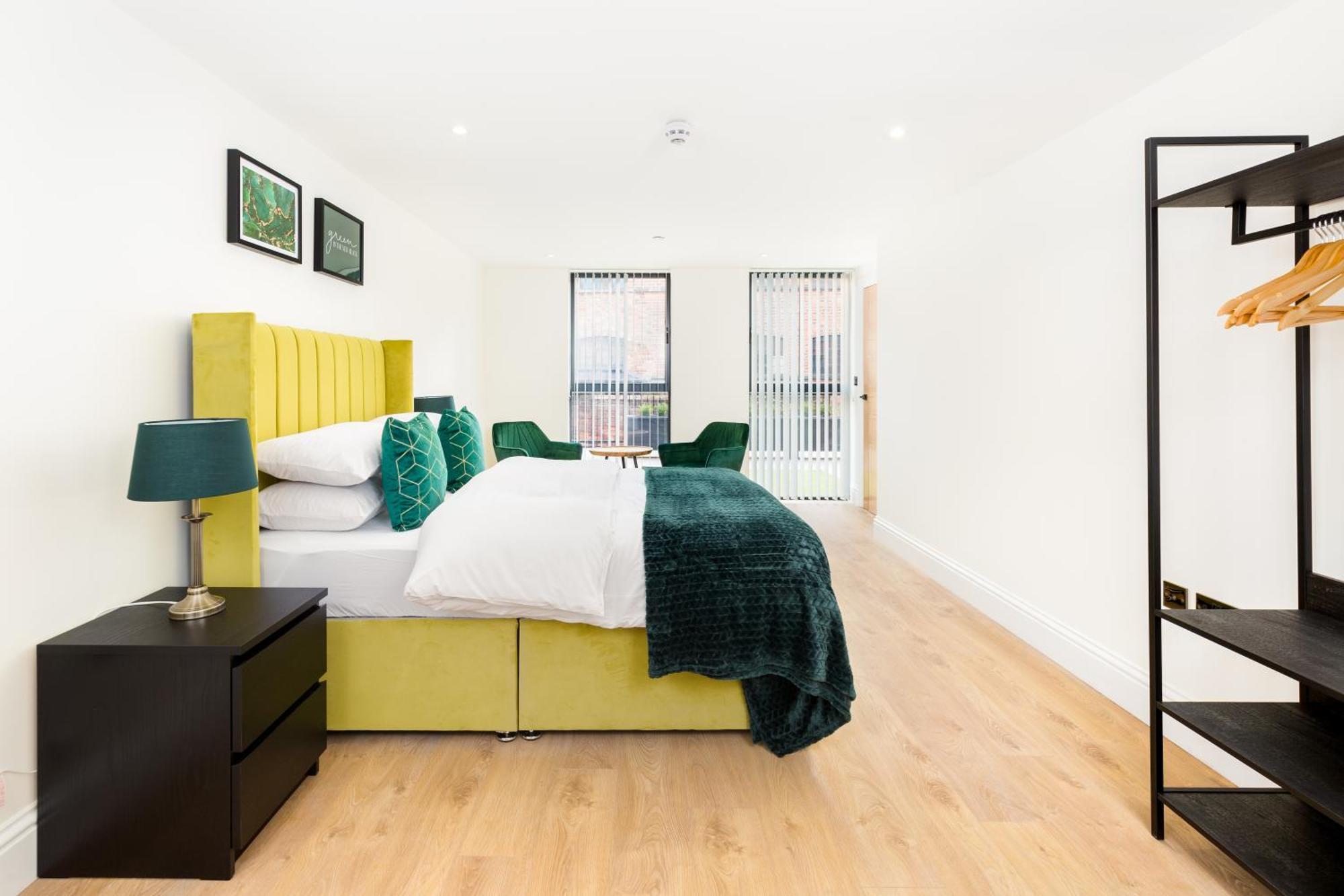 Sydenham Place: Premium Penthouses in Birmingham's Jewellery Quarter Room photo